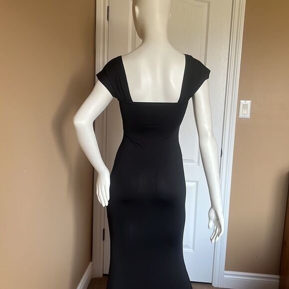 Very simple long black dress/Size S - Picture 10 of 13